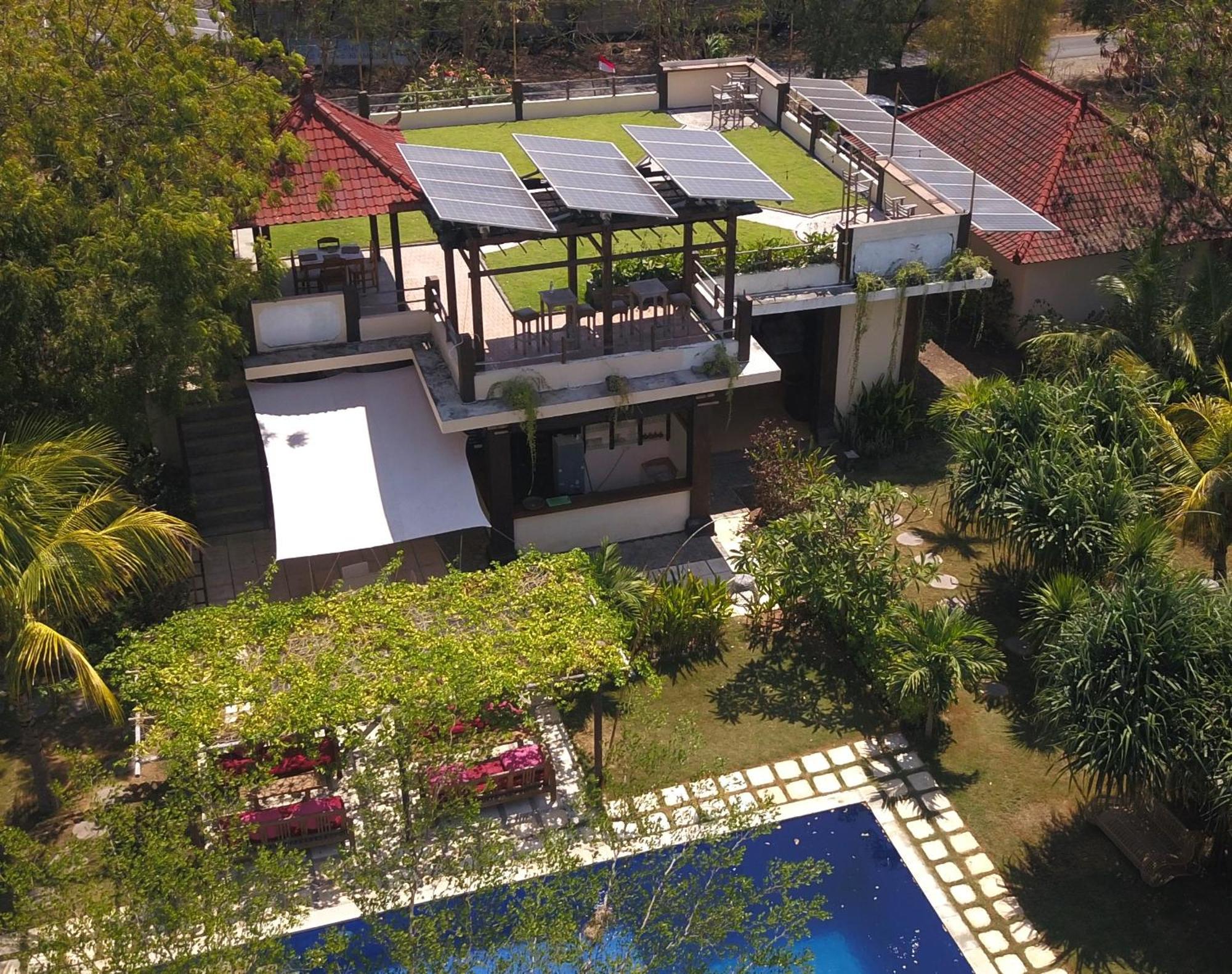 Batu Ampar Menjangan Hotel Banyuwedang Luaran gambar