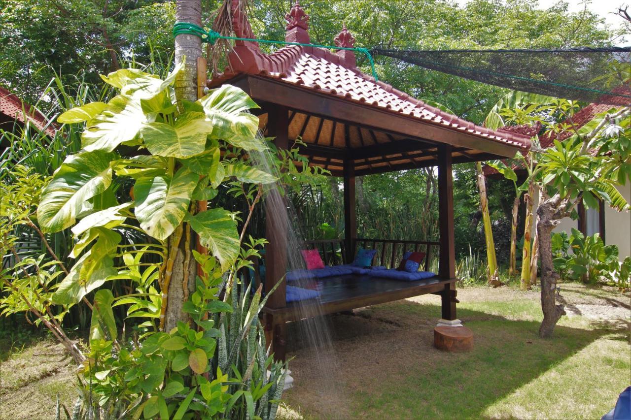 Batu Ampar Menjangan Hotel Banyuwedang Luaran gambar